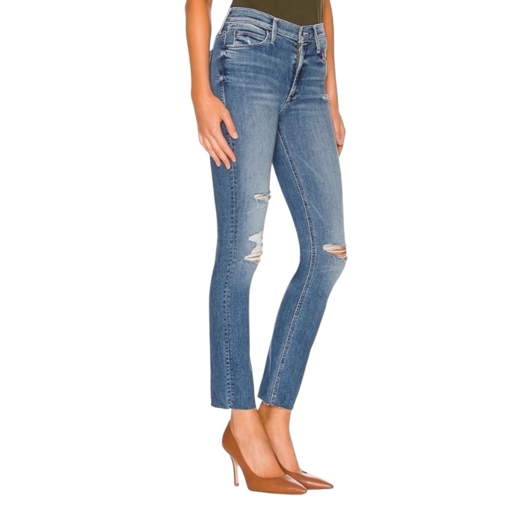 Mother Mid Rise Fray Jean *Like New* - Picture 2 of 13